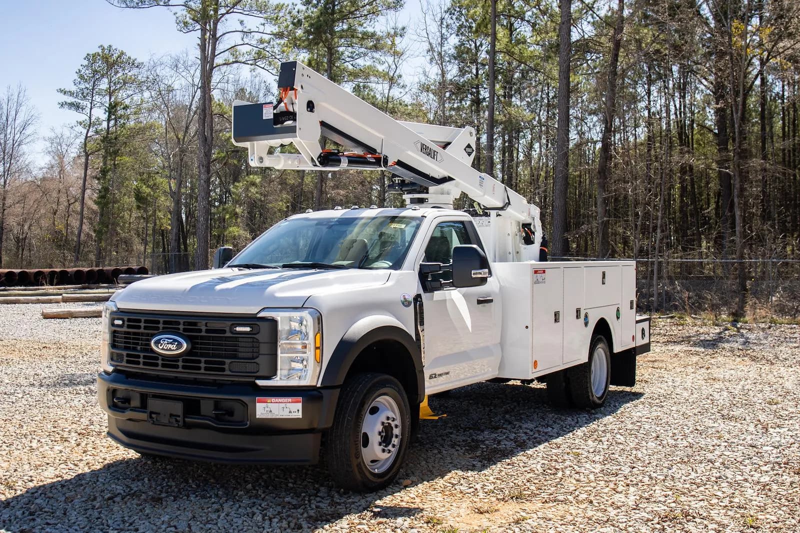 2025 Ford F-550 - Bucket