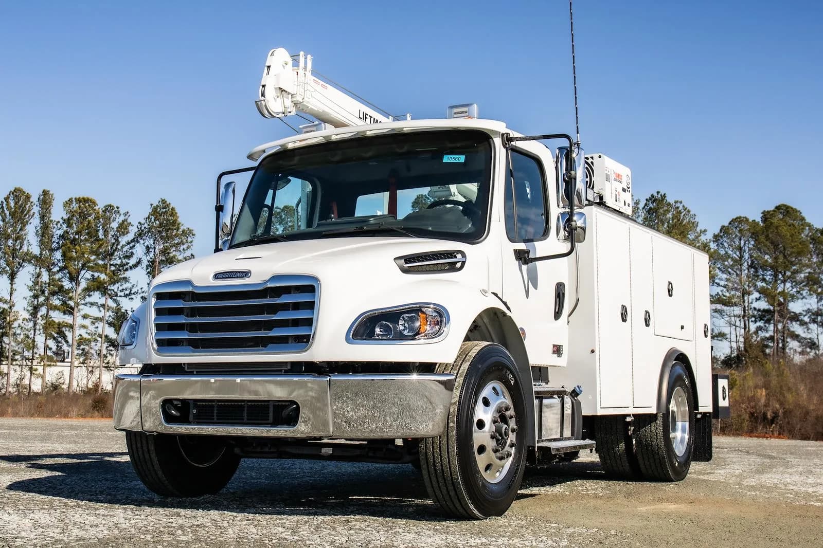 2025 Freightliner M2 106 - Service
