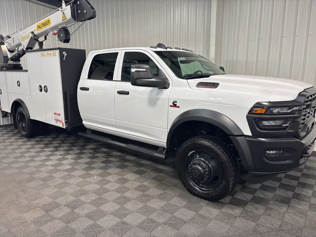 2026 Ram 5500 Crew Cab - Service