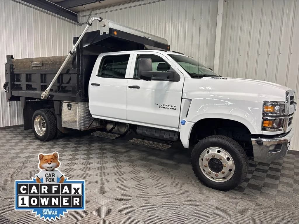 2022 Chevrolet Silverado 6500 Crew Cab - Dump