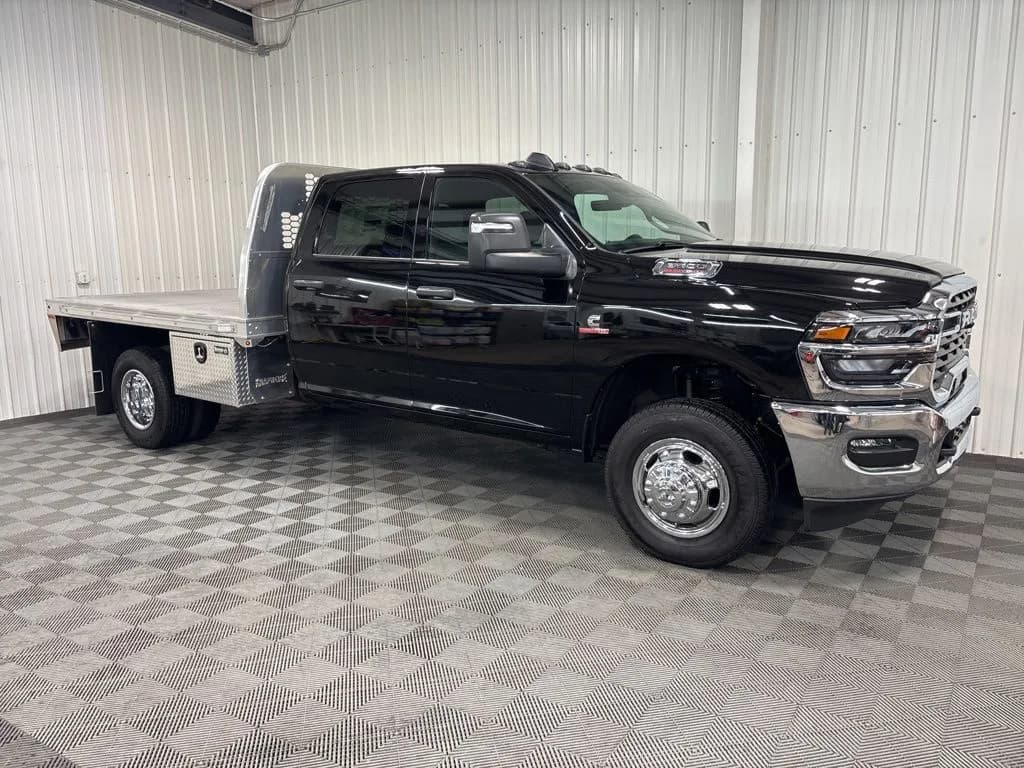 2026 Ram 3500 Crew Cab - Flatbed