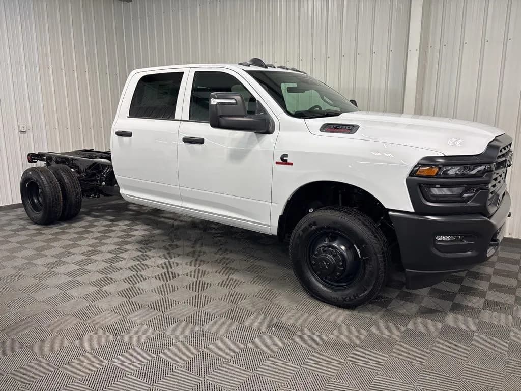 2026 Ram 3500 Crew Cab - Chassis