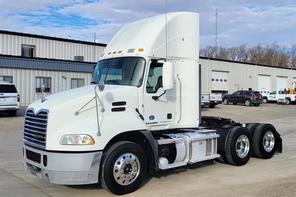 2015 Mack Trucks