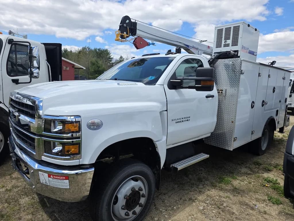 2023 Chevrolet Silverado 6500HD - Pickup