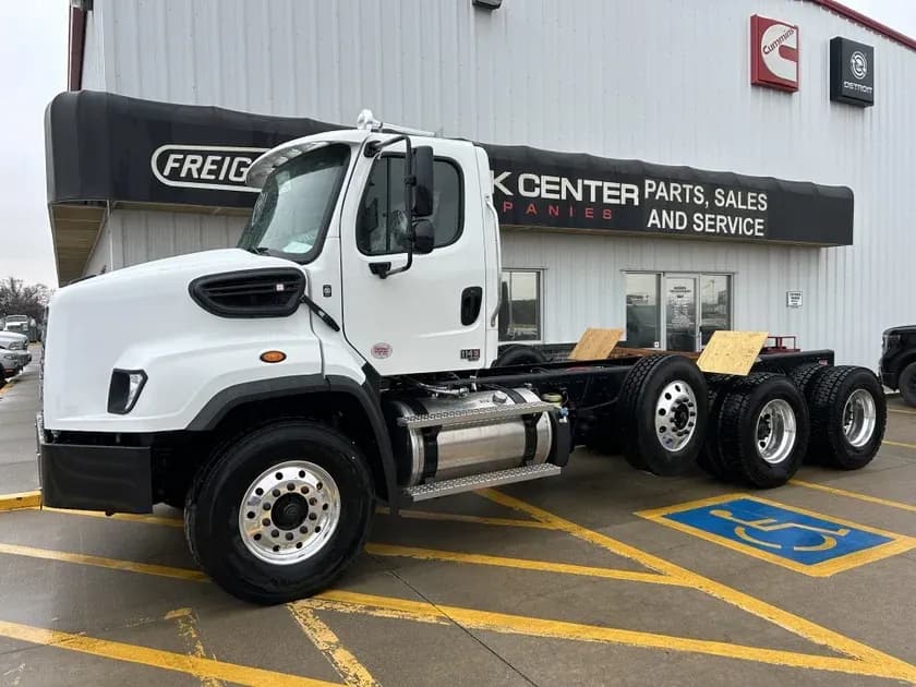 2026 Freightliner 114SD