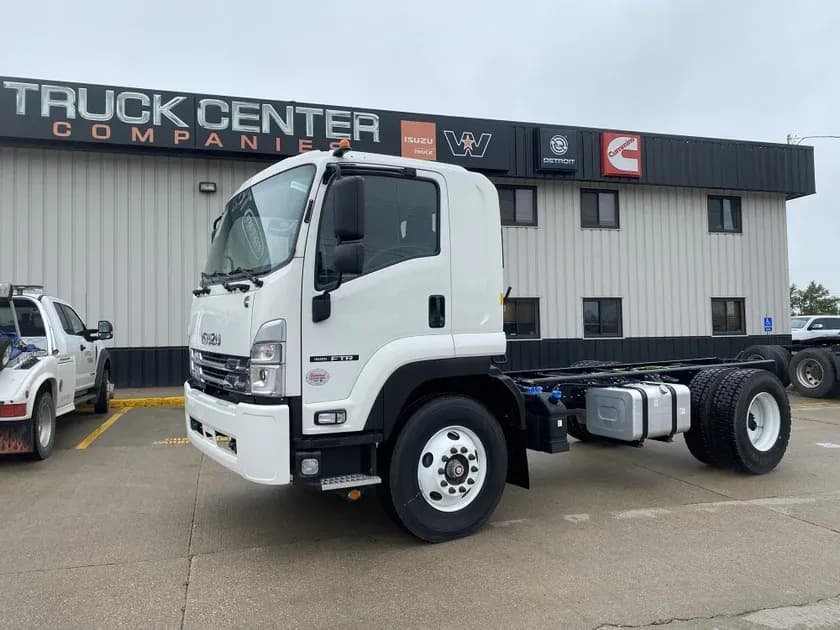 2025 Isuzu FTR :