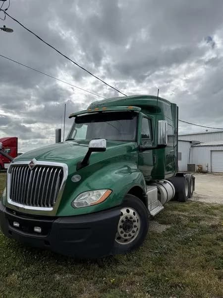 2019 International LT625