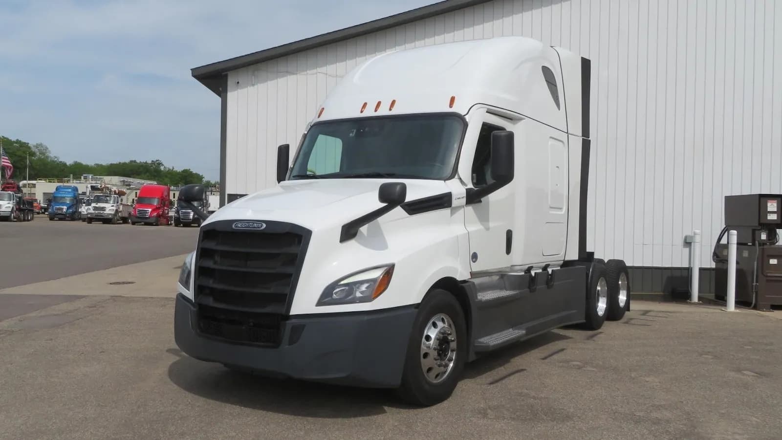 2024 Freightliner Cascadia - Sleeper