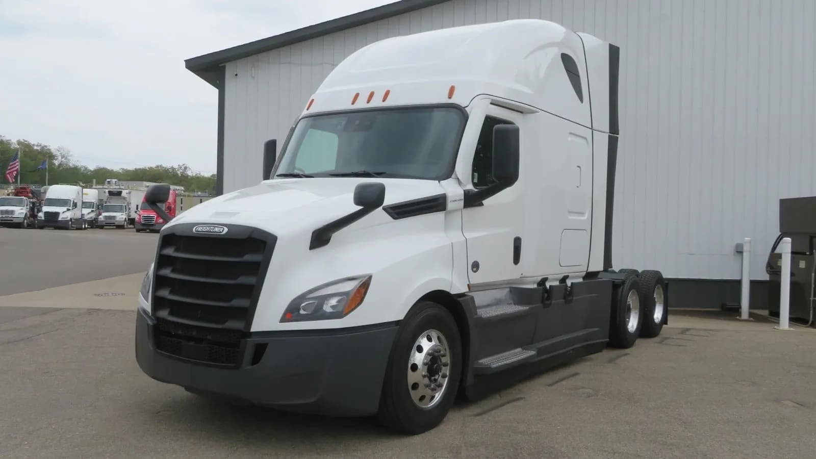 2024 Freightliner Cascadia - Sleeper