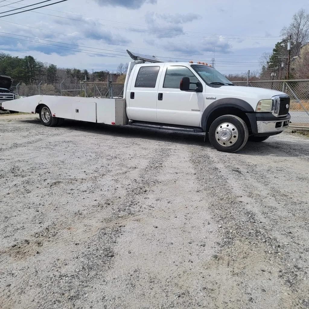 2006 Ford F-450 SD Crew Cab - Pickup