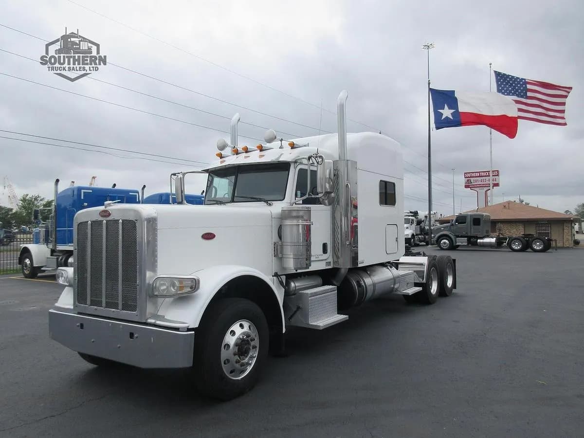 2018 Peterbilt 389 - Sleeper