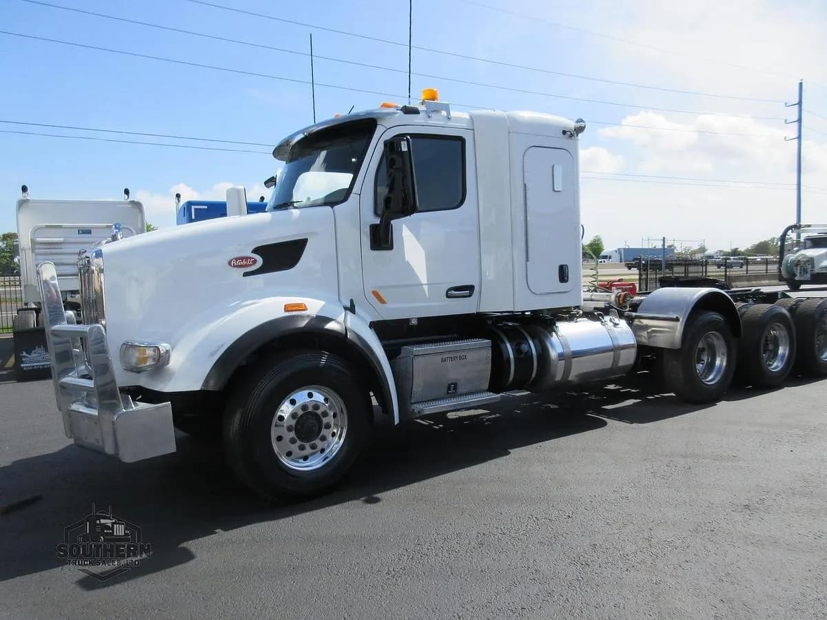 2019 Peterbilt 567 - Sleeper