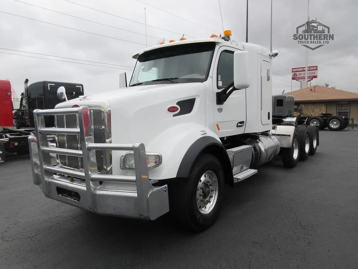 2019 Peterbilt 567 - Sleeper