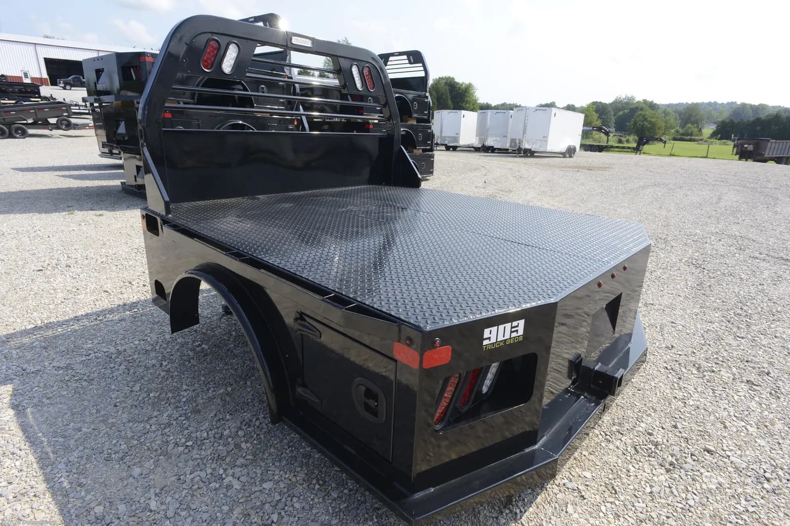 2025 903 Beds - Flatbed