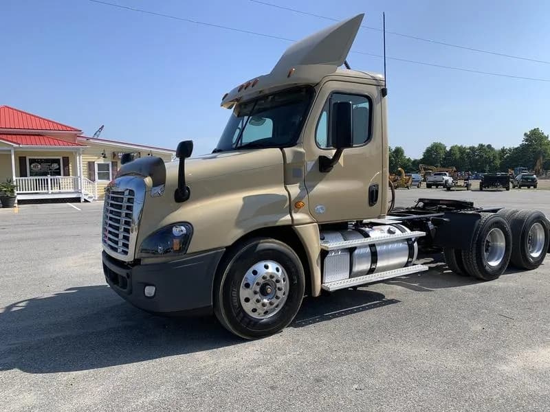 2016 Freightliner Cascadia