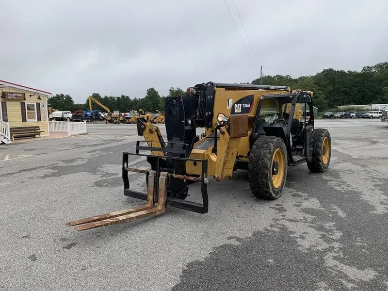 2018 Caterpillar TL1055D