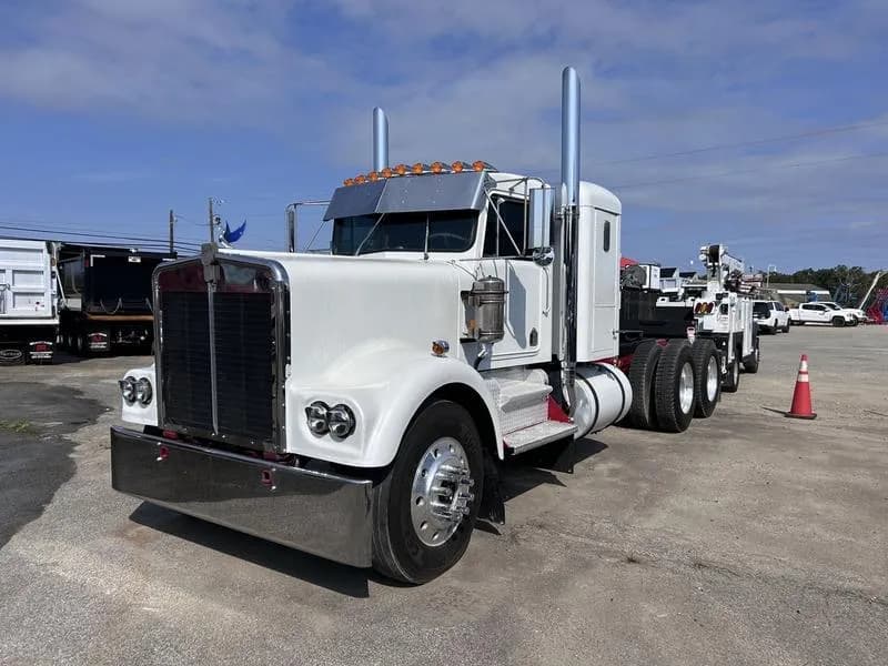 1973 Kenworth W900A