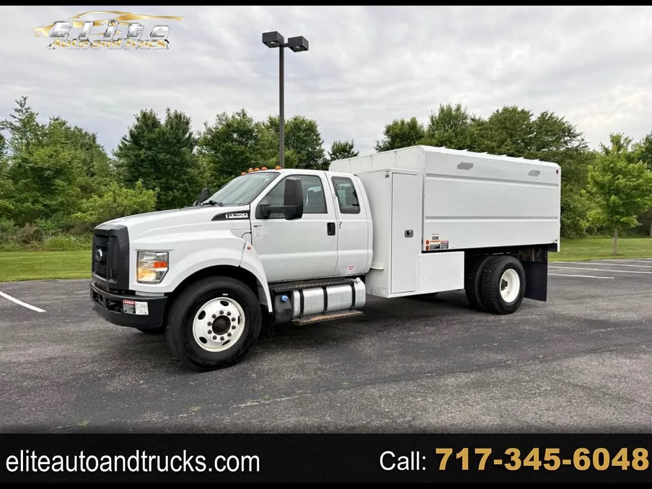 2017 Ford F-750 SuperCab - Pickup