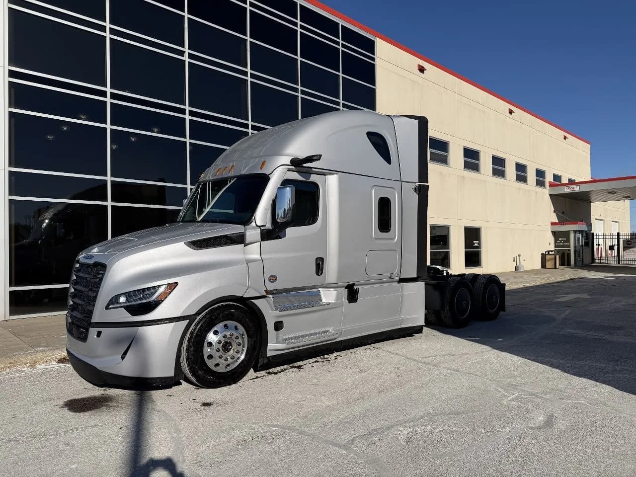 2026 Freightliner Cascadia - Sleeper