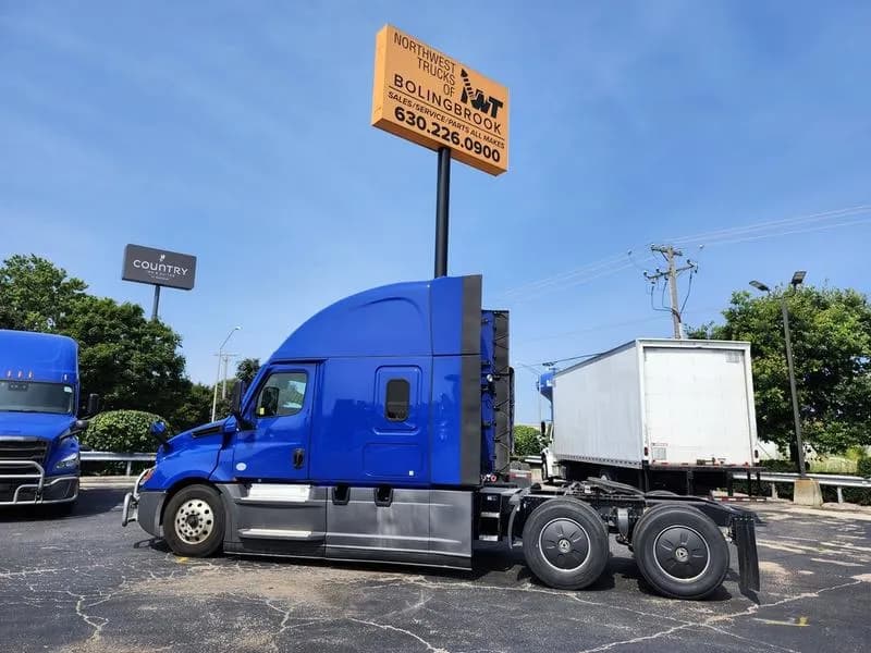 2023 Freightliner Cascadia