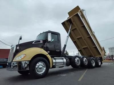 2019 Kenworth T680 Quad Axle - Dump