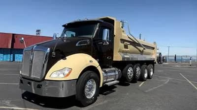2019 Kenworth T680 Quad Axle - Dump