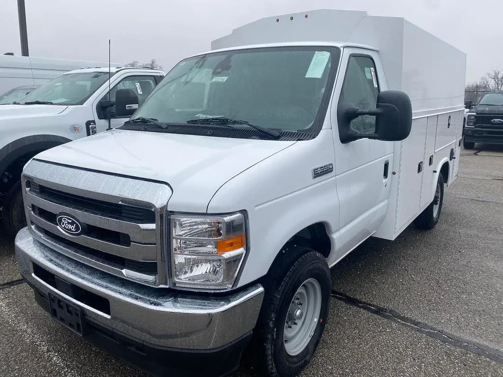 2026 Ford E-350 - Service