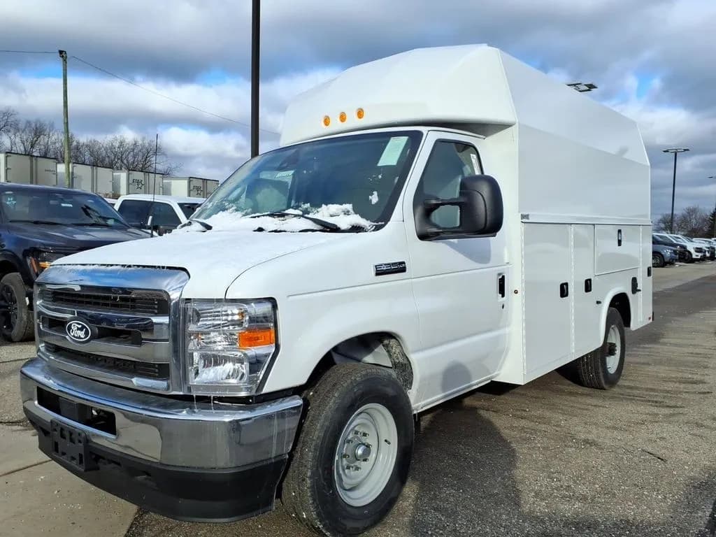 2026 Ford E-350 - Service