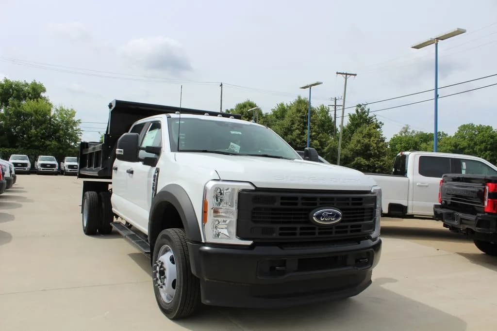 2026 Ford F-450 Crew Cab - Chassis