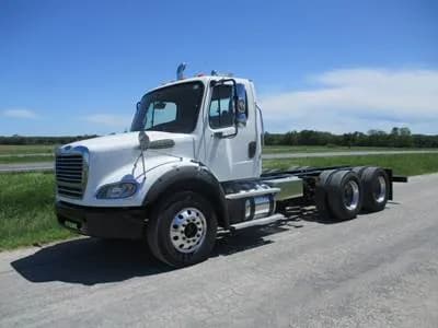 2015 Freightliner M2 112 - Chassis