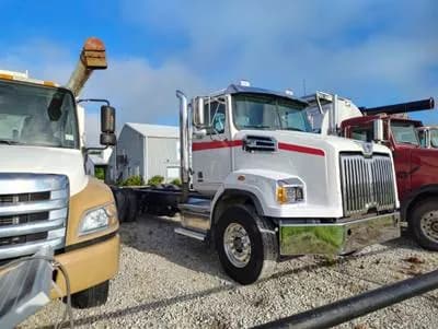2016 Western Star 4700 Cab & Chassis Truck - Chassis