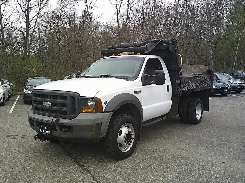 2005 Ford F-450 Chassis - Chassis