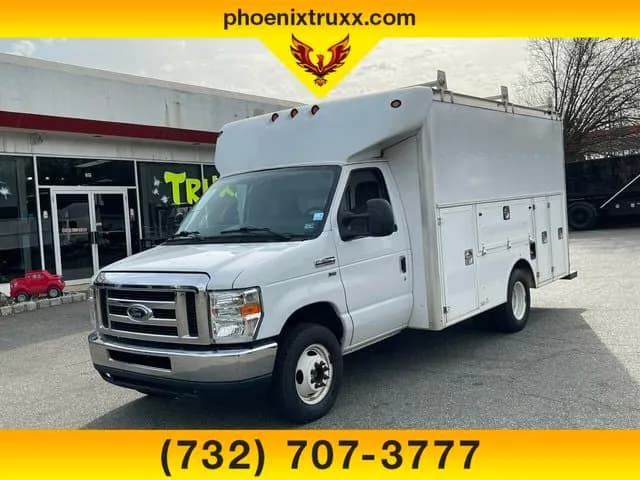 2017 Ford E-350 Cutaway - Box