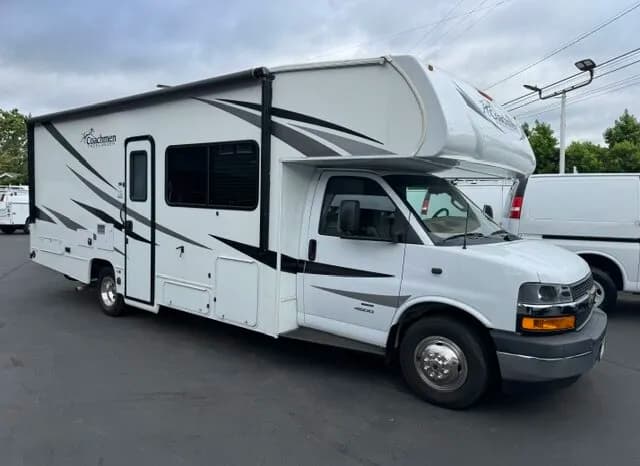 2019 Chevrolet Express 4500 Coachmen Freelander 26DS MotorHome - Vans