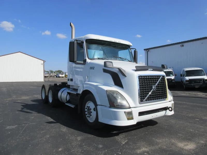 2009 Volvo VNL64