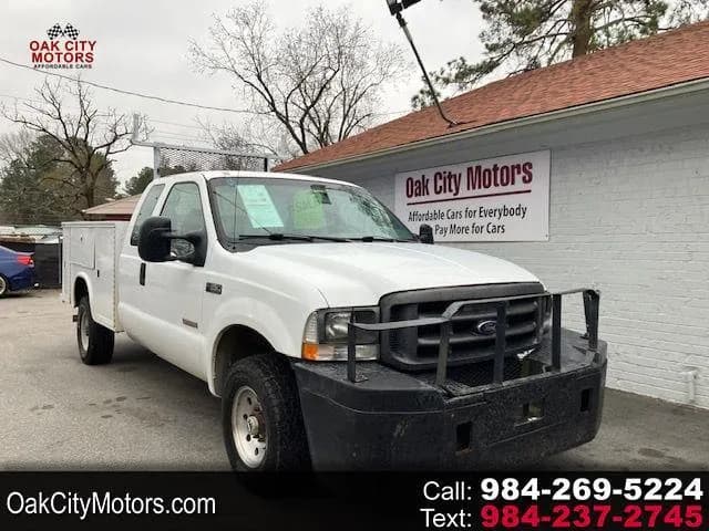 2004 Ford F-350 SD XL SuperCab - Pickup