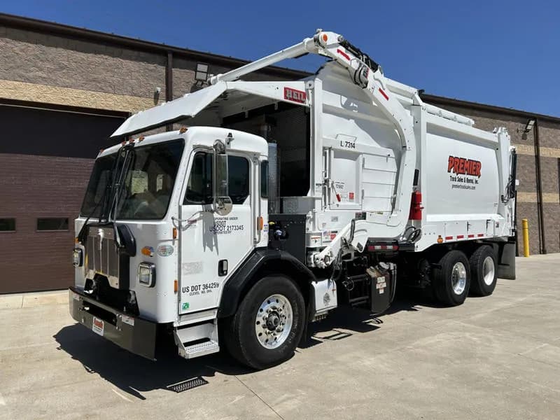 2025 Kenworth L770 - Garbage