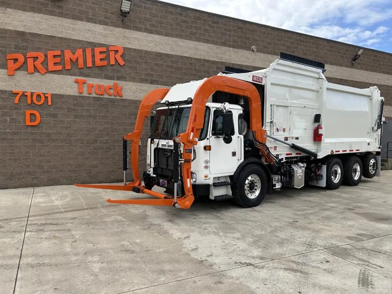 2026 Autocar ACX64 - Garbage