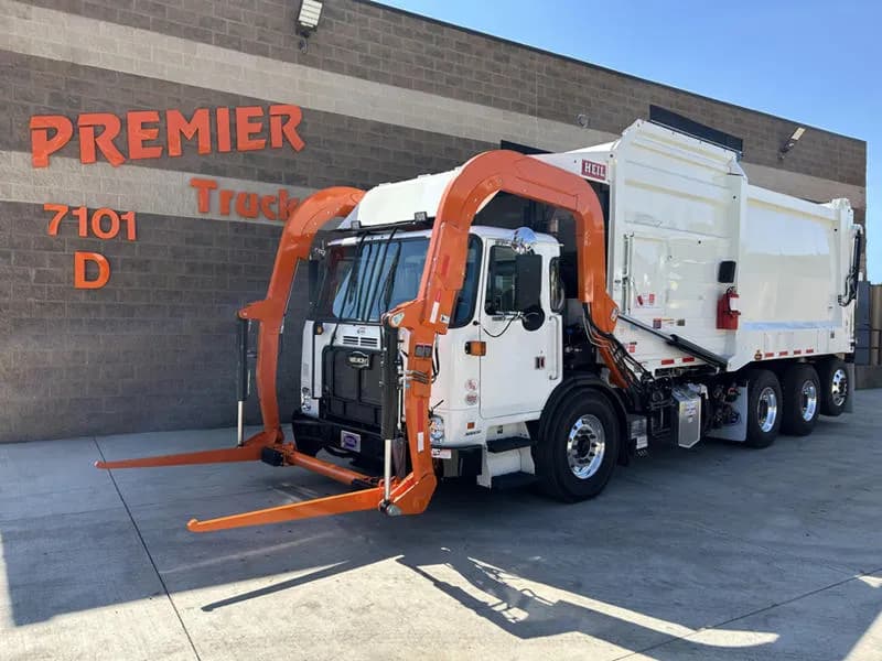 2026 Autocar ACX64 - Garbage