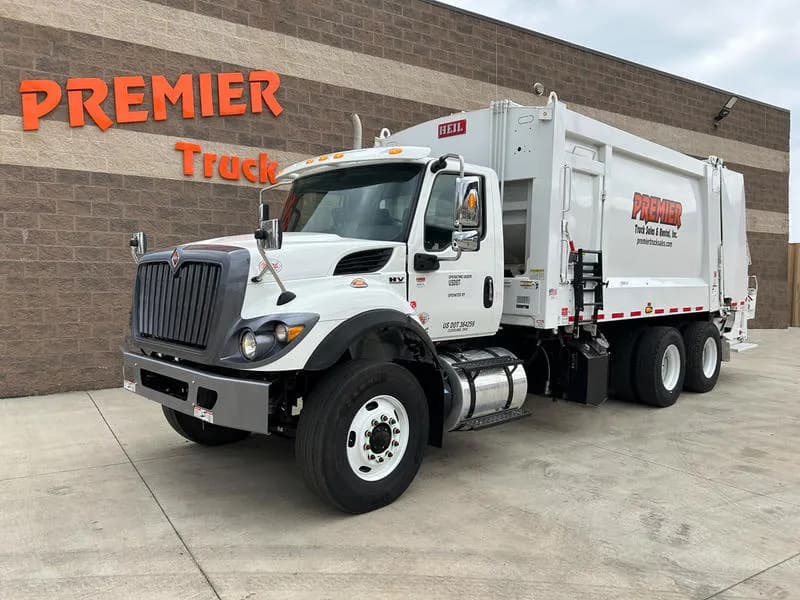 2025 International HV607 - Garbage