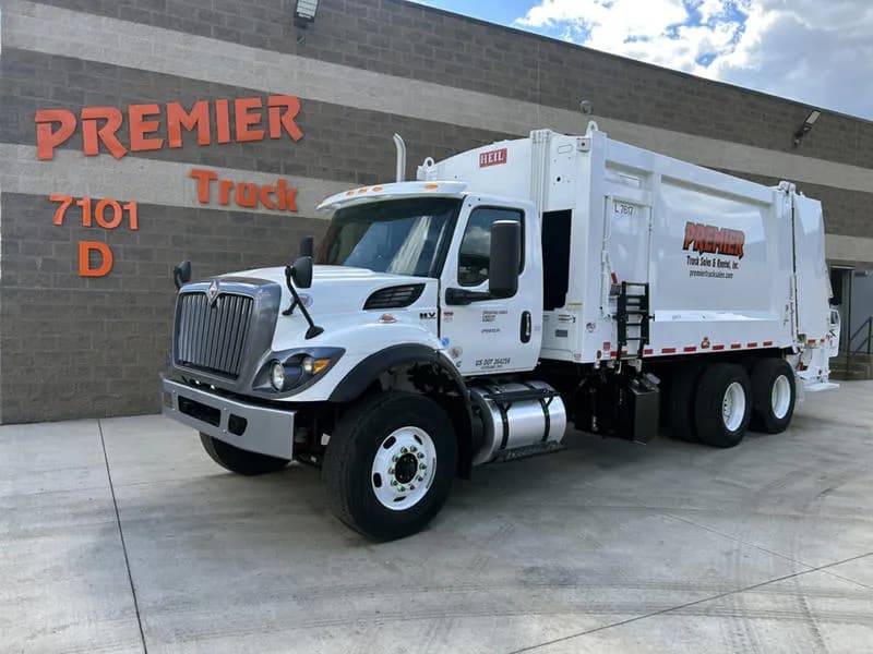 2025 International HV607 - Garbage