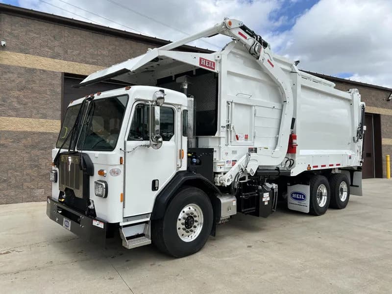 2025 Kenworth L770 - Garbage
