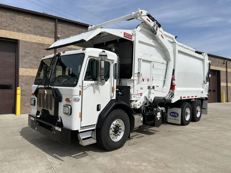 2025 Kenworth L770 - Garbage