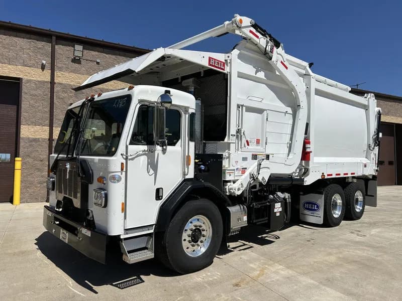 2025 Kenworth L770 - Garbage