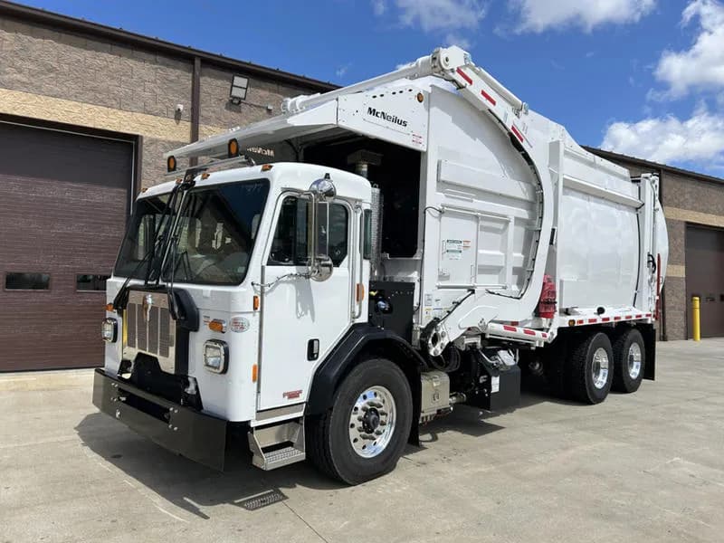 2025 Kenworth L770 - Garbage