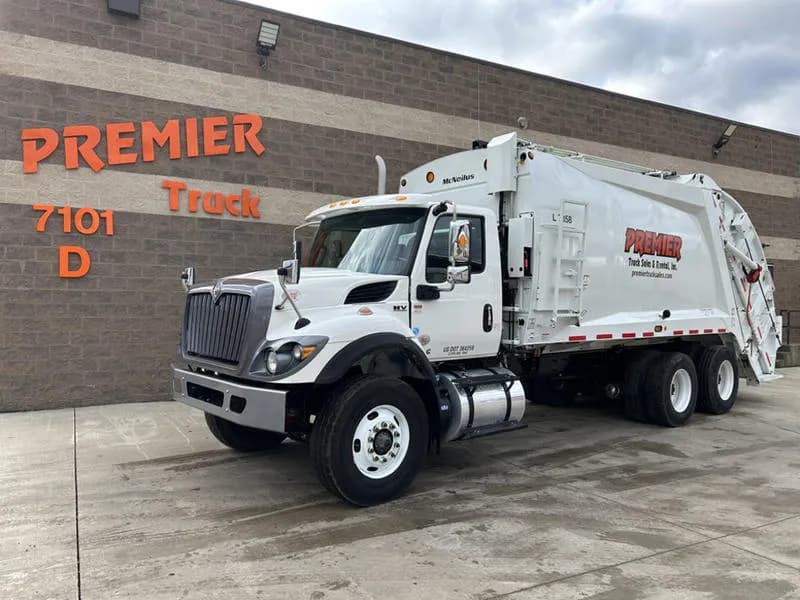 2025 International HV607 - Garbage