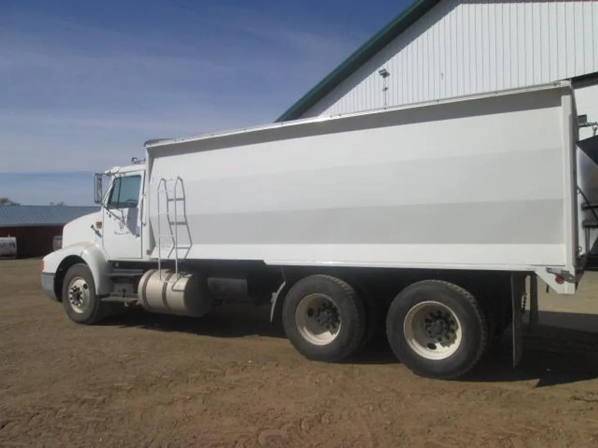 1998 International 9200
