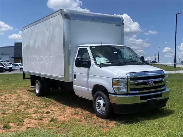 2027 Ford E-350