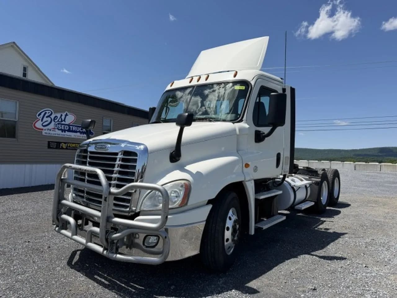 2018 Freightliner Cascadia - Day Cab
