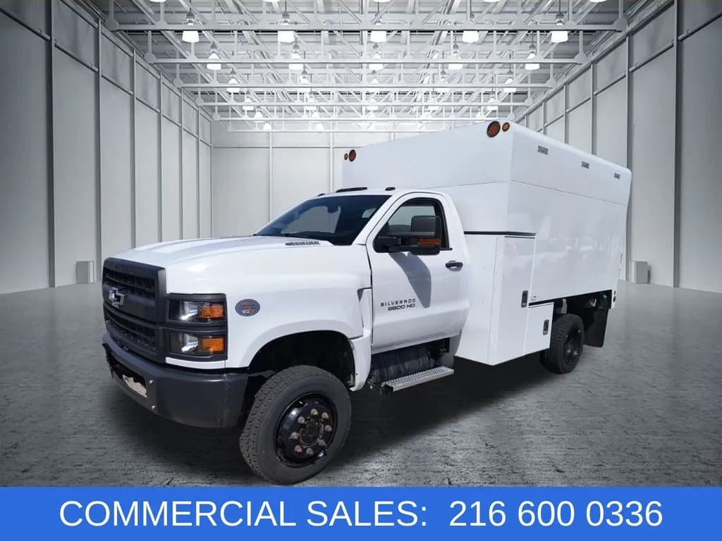 2024 Chevrolet Silverado 5500 - Chipper Trailers / Chipper Trucks